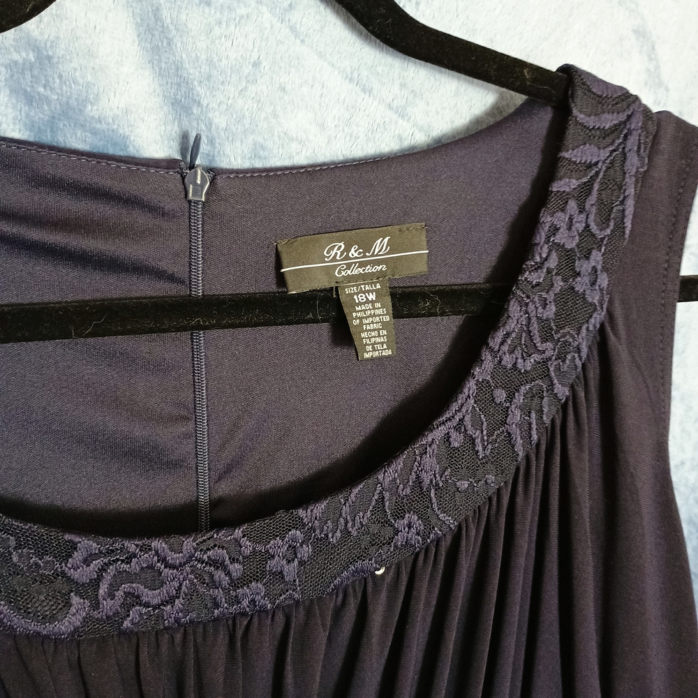 R & M Collection Navy Dress with Lace Detail - Picture 3 of 12